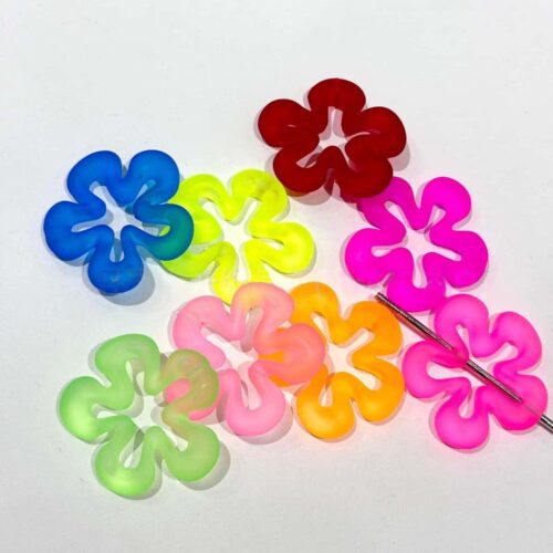 Random color Fluorescent Matte Wavy Flower Acrylic Beads